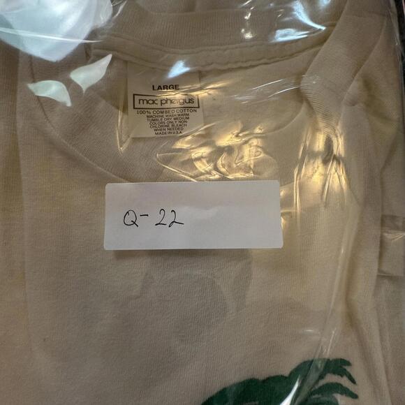 Vintage Mac Phergus T-Shirt Men’s L – Cream Palm Tree Beach Graphic USA Q-22 - Picture 8 of 8